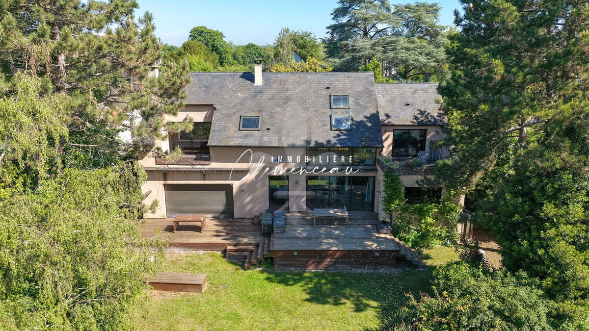 Maison 200m²  Bords de Seine - île Privée - POISSY - photo 3