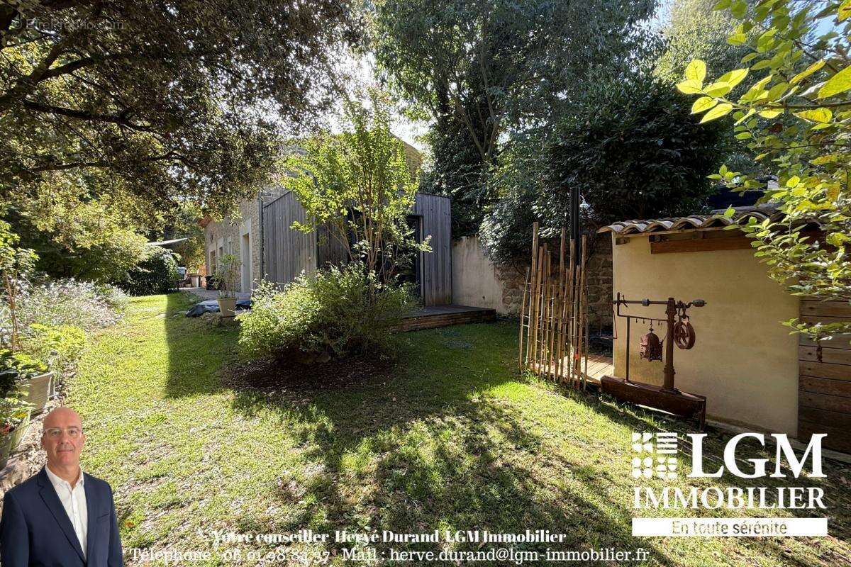 Maison à SAINT-BAUZILLE-DE-MONTMEL