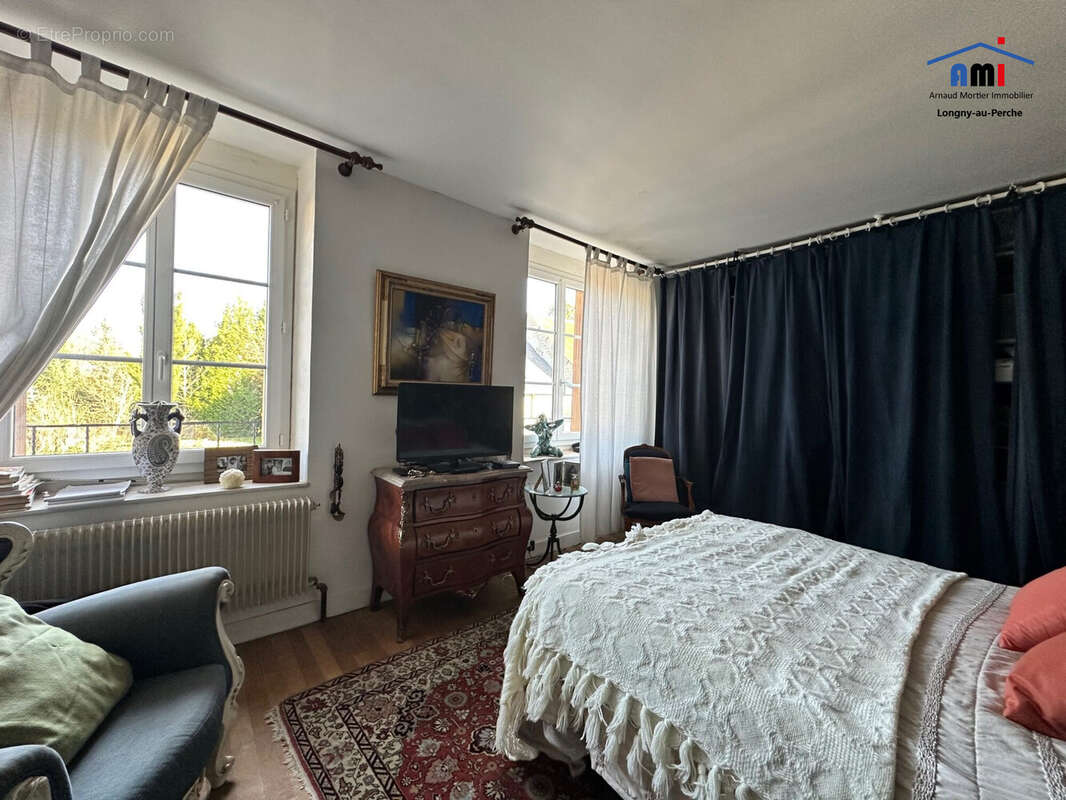 Maison à LONGNY-AU-PERCHE