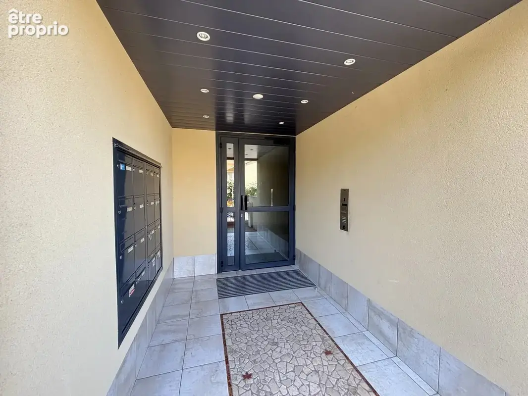Hyères, T3 standing, terrasse, parking et garage, au calme - photo 14