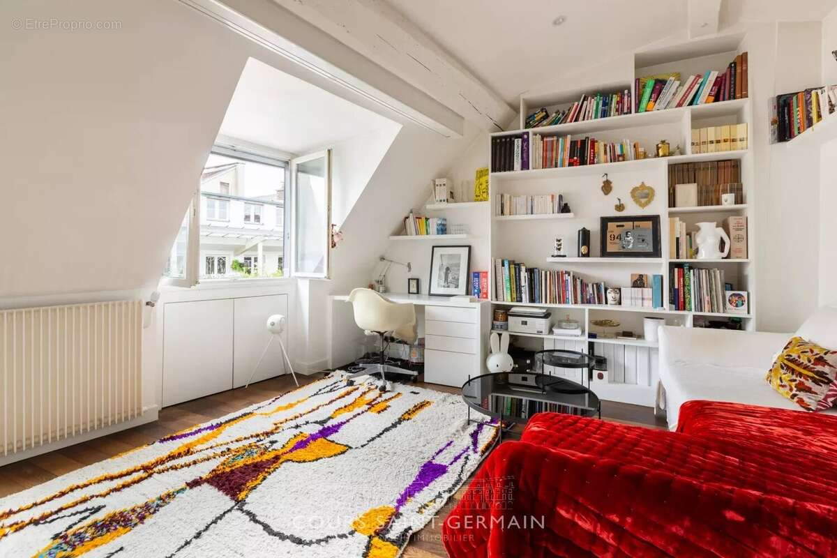 Appartement à PARIS-6E
