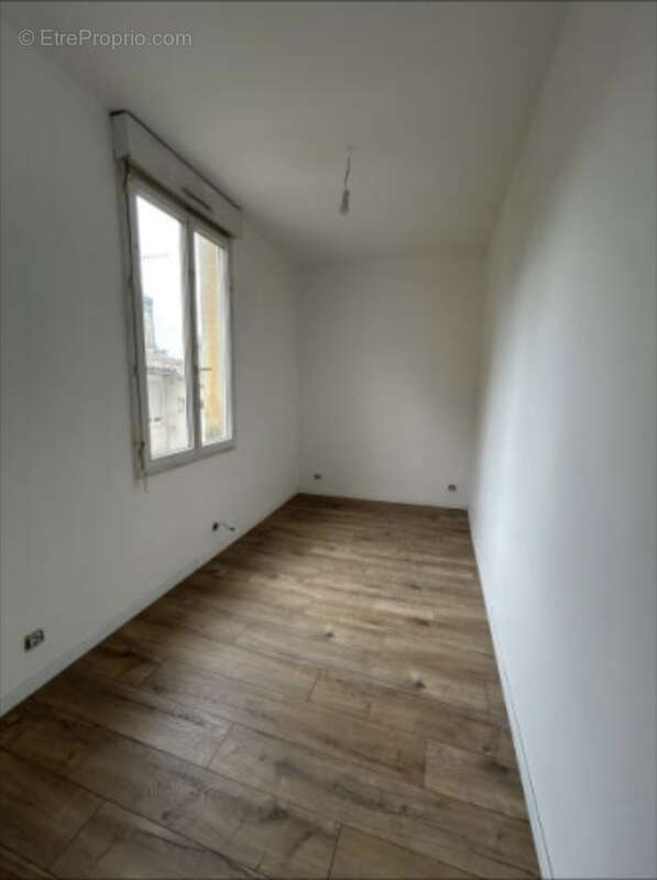 Faible charge - Bel emplacement - photo 5