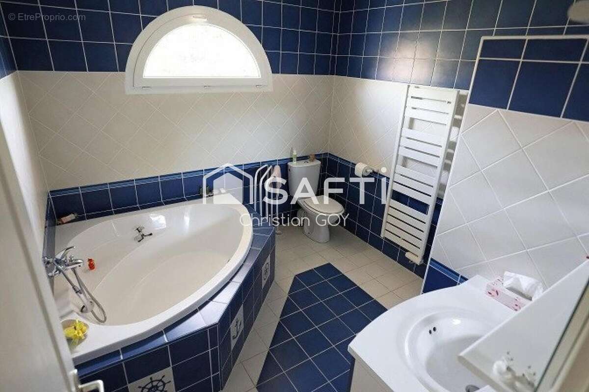 Maison 145 m² à Flacheres  - photo 9