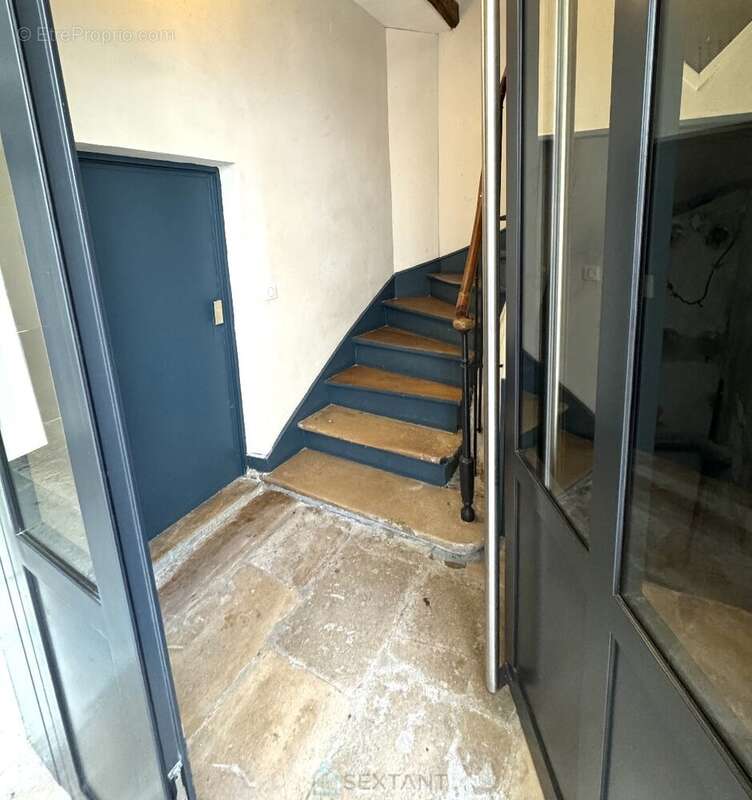 Appartement à PARIS-20E