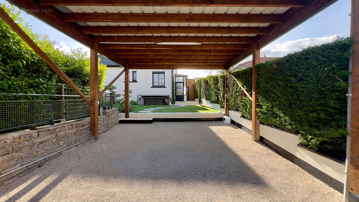 Maison à FONTAINE-LES-DIJON