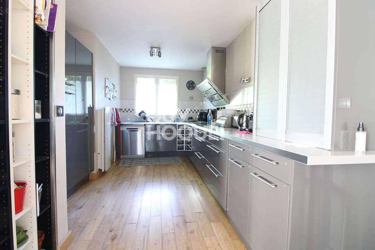 Maison à BRIE-COMTE-ROBERT