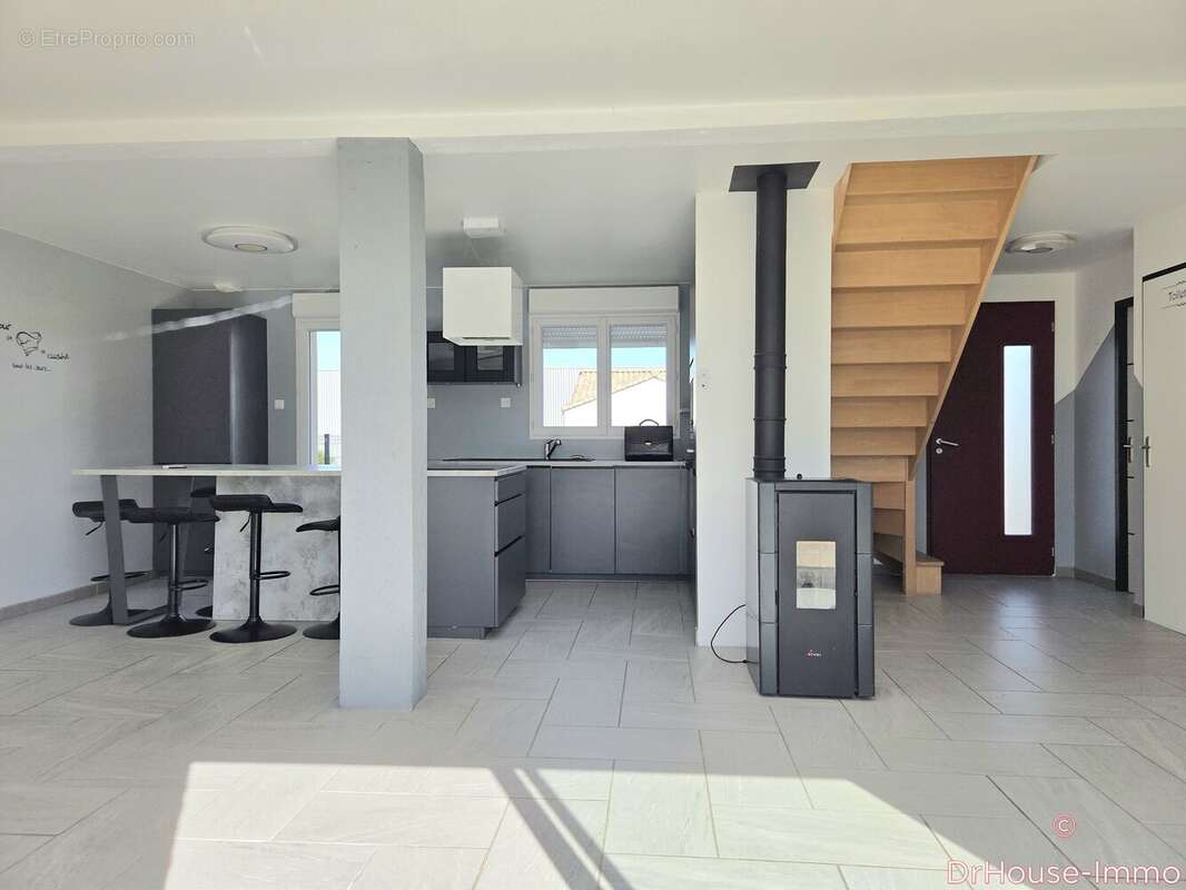 Maison à SAINT-MICHEL-CHEF-CHEF