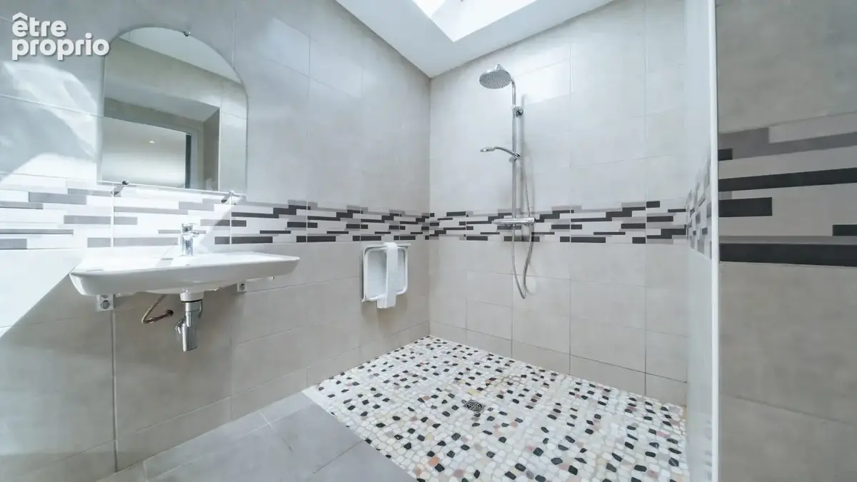 Allex maison 180 m2 + gite 145 m2 - photo 19