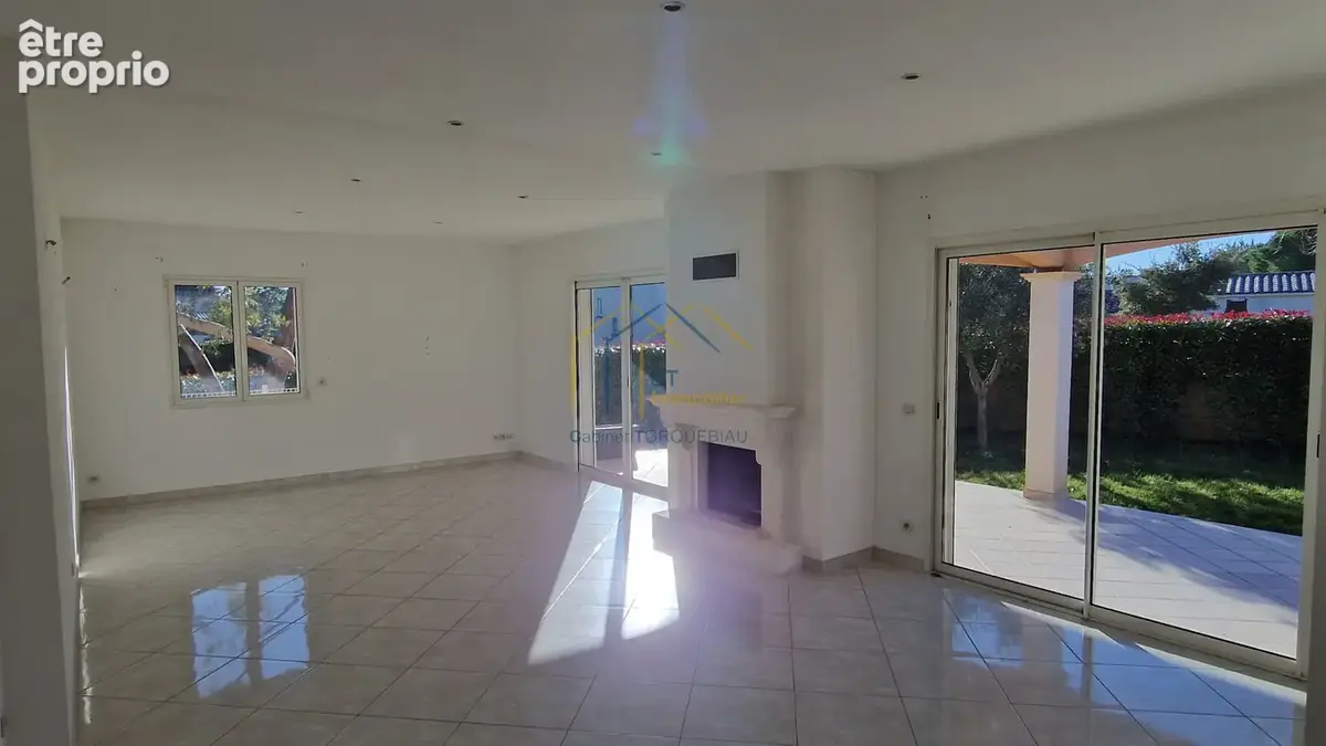 Villa plain-pied 6 pièces de 177m2 sur 700m2 de terrain - photo 12