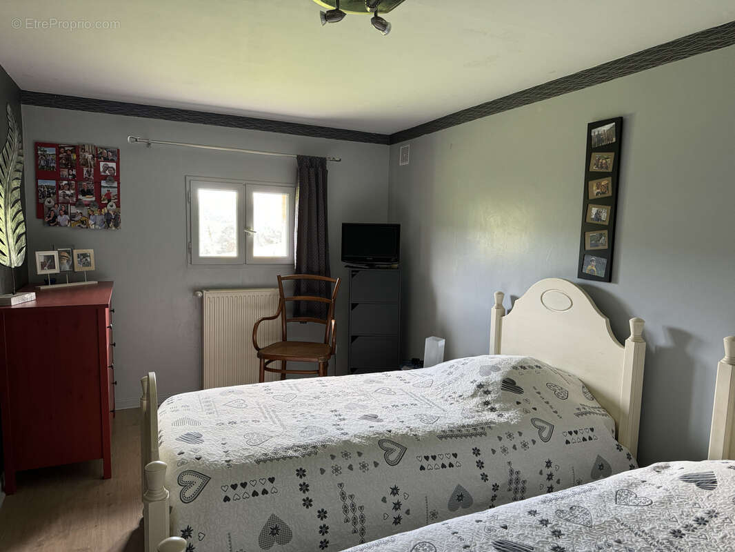 Maison à SAINT-CLEMENT-SUR-VALSONNE