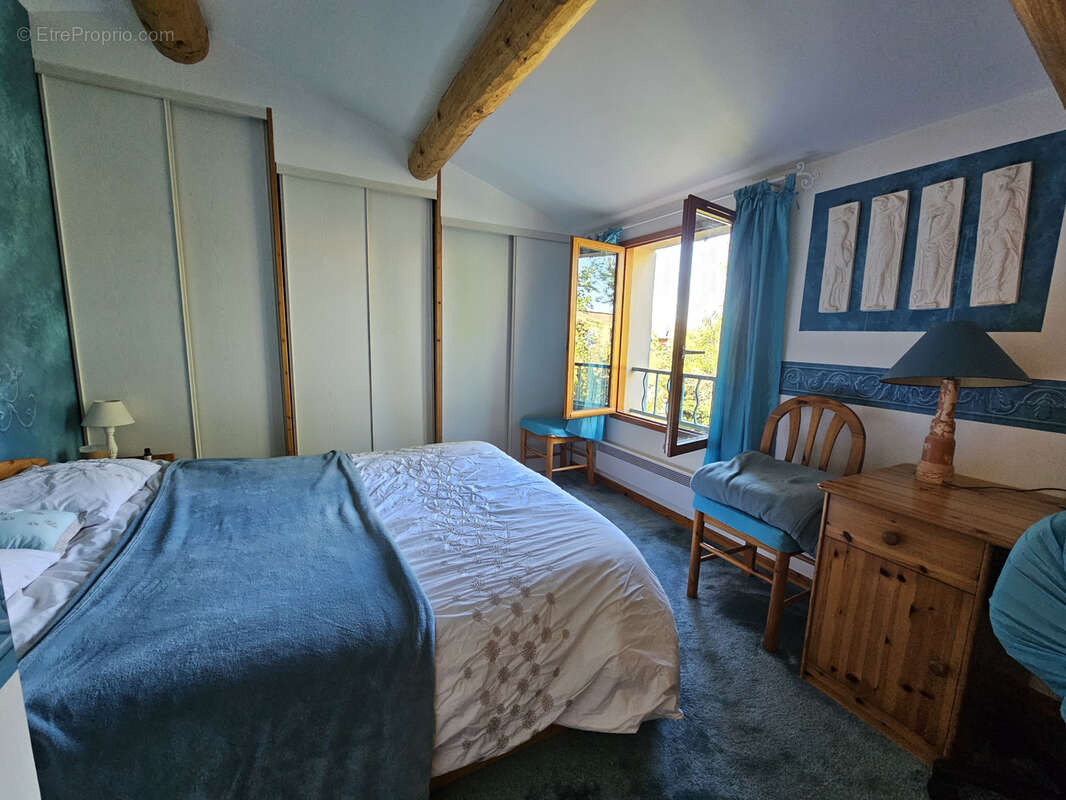 Maison à SAINT-CANNAT