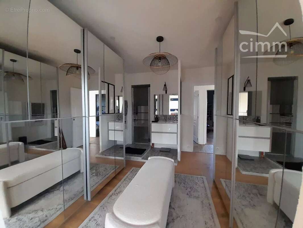 Maison à CHOUZY-SUR-CISSE