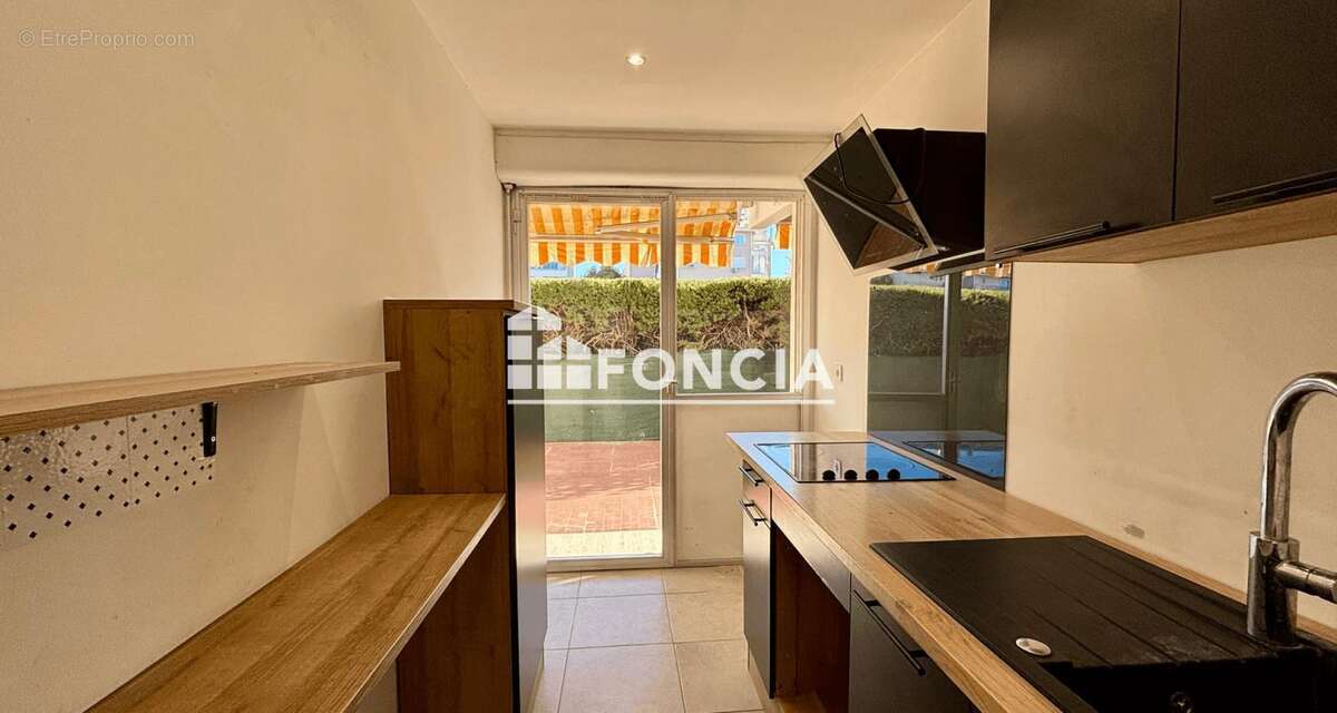 Appartement à VALLAURIS