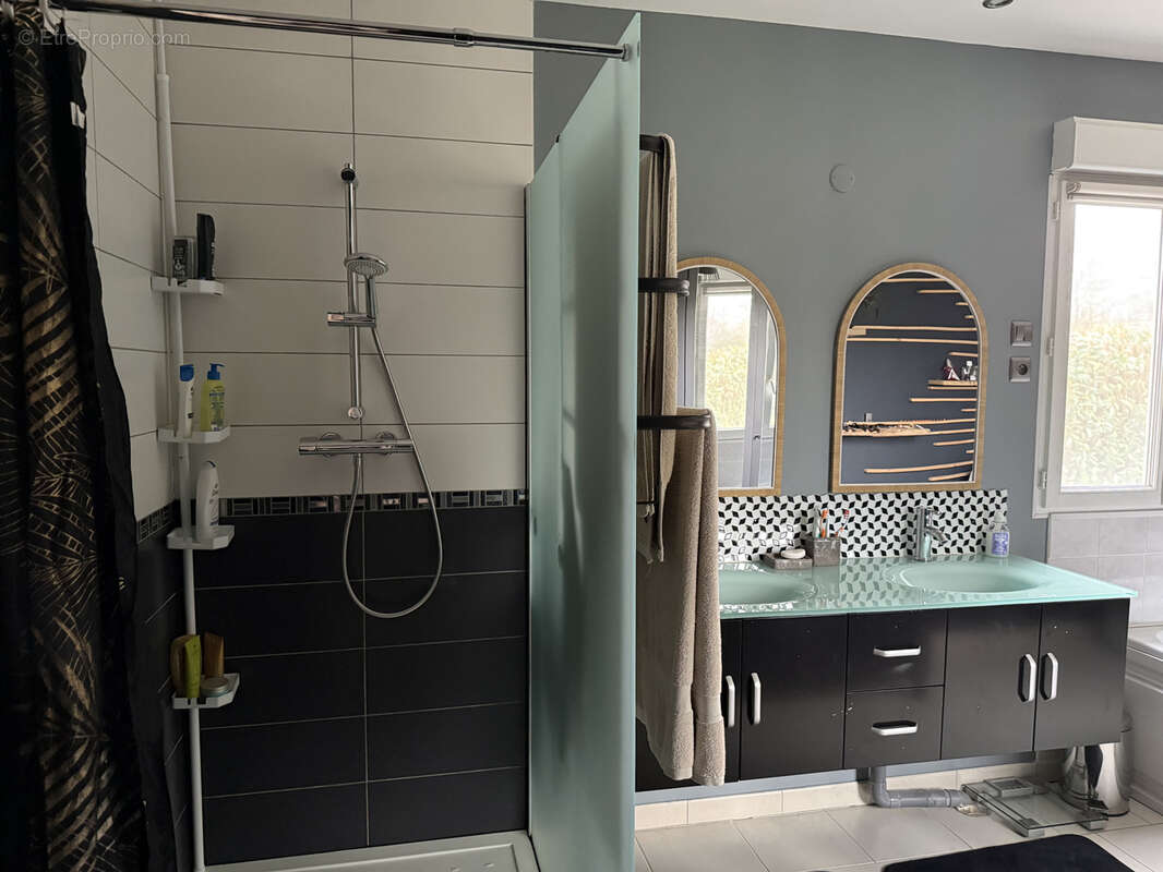 Maison à VILLE-SUR-ILLON