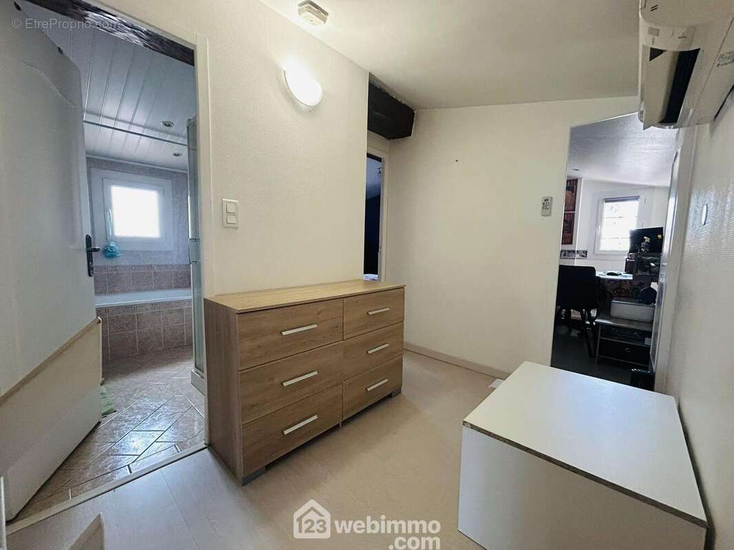 Maison 117 m² à Claira  - photo 18