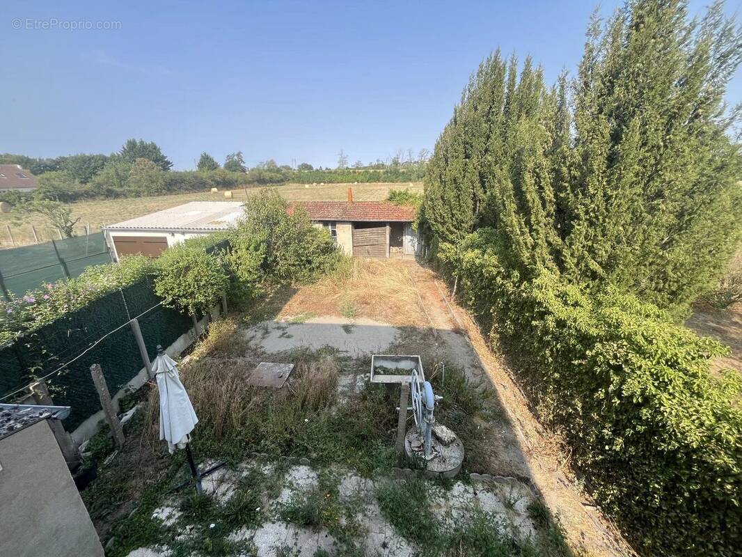 Maison à CHALLUY