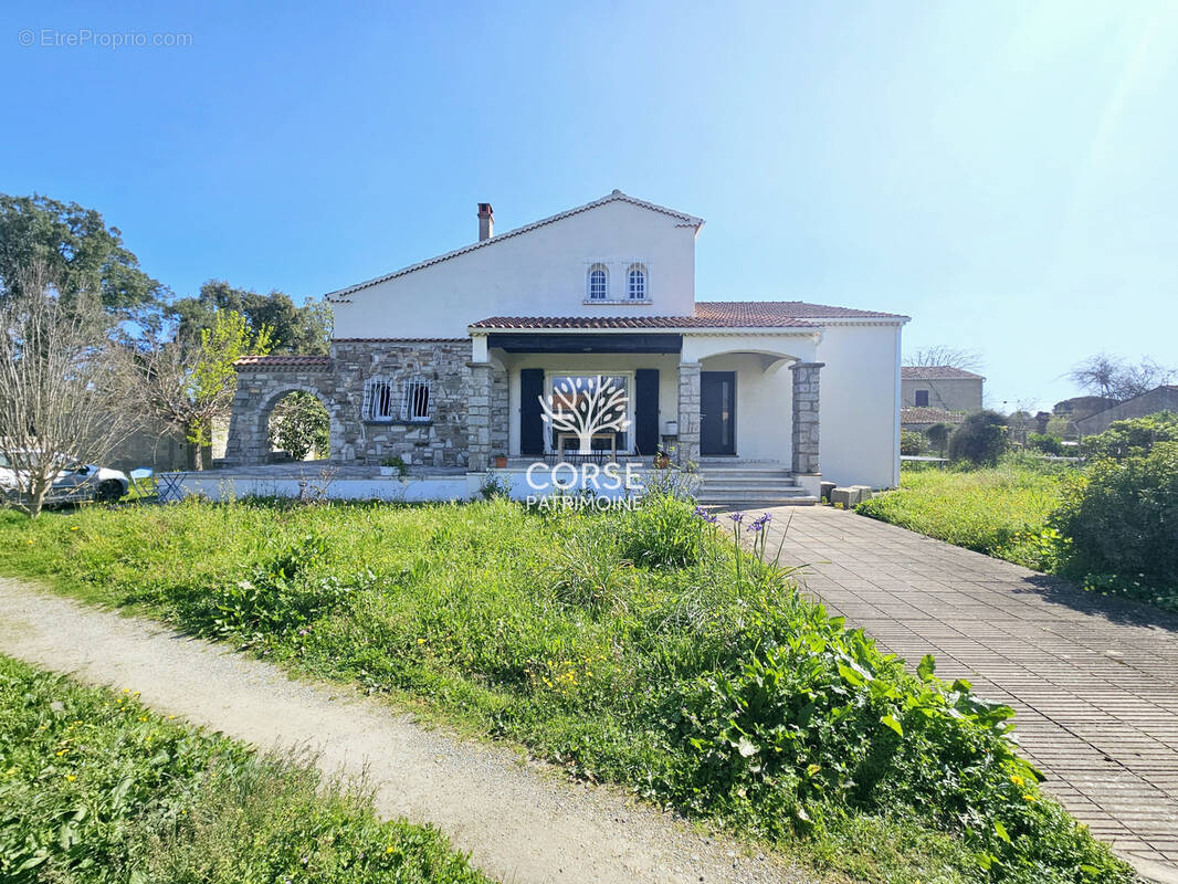 Maison à PRUNELLI-DI-FIUMORBO