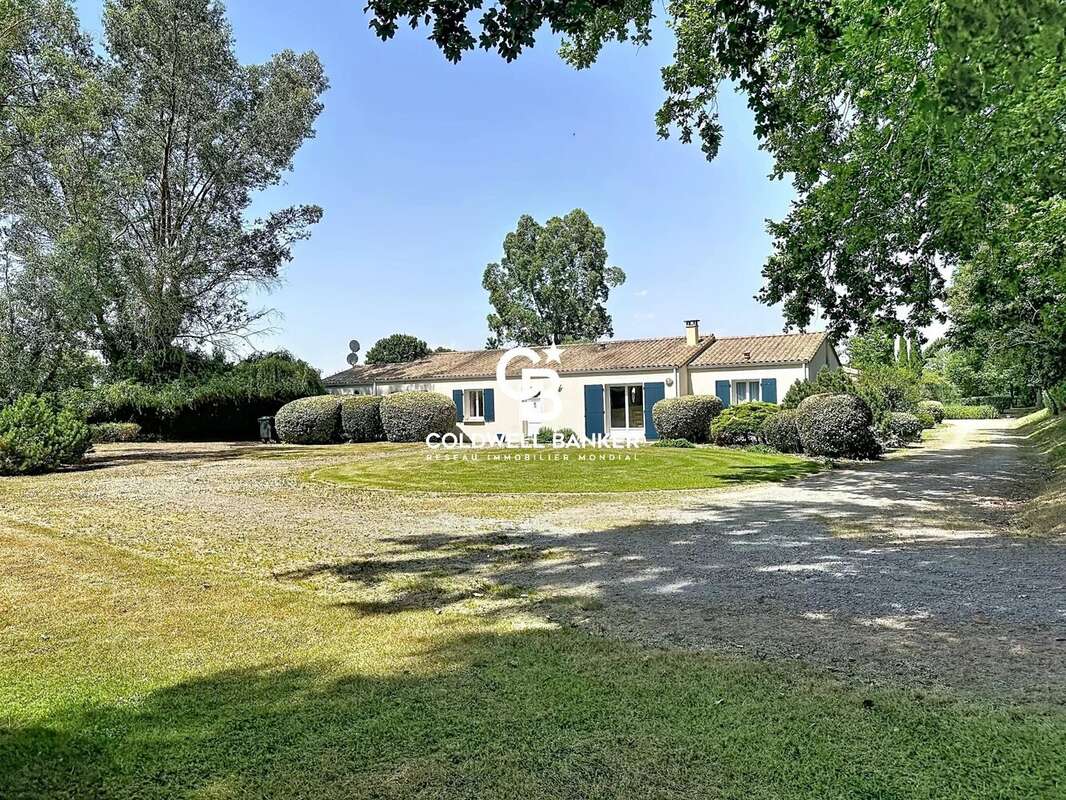 Maison à LA CAILLERE-SAINT-HILAIRE