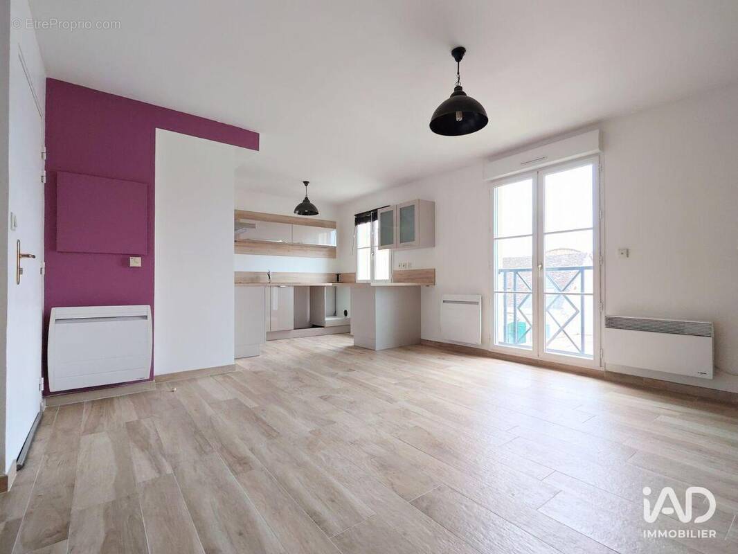 Photo 1 - Appartement à MONTEREAU-FAULT-YONNE