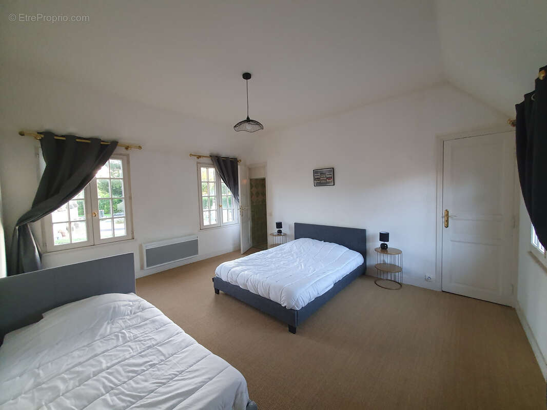 Maison à PONT-L'EVEQUE