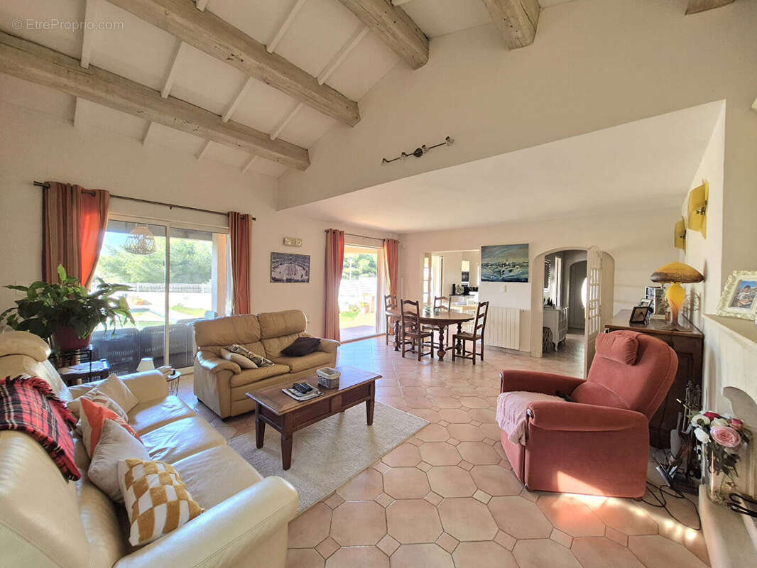 Maison à SAUSSET-LES-PINS