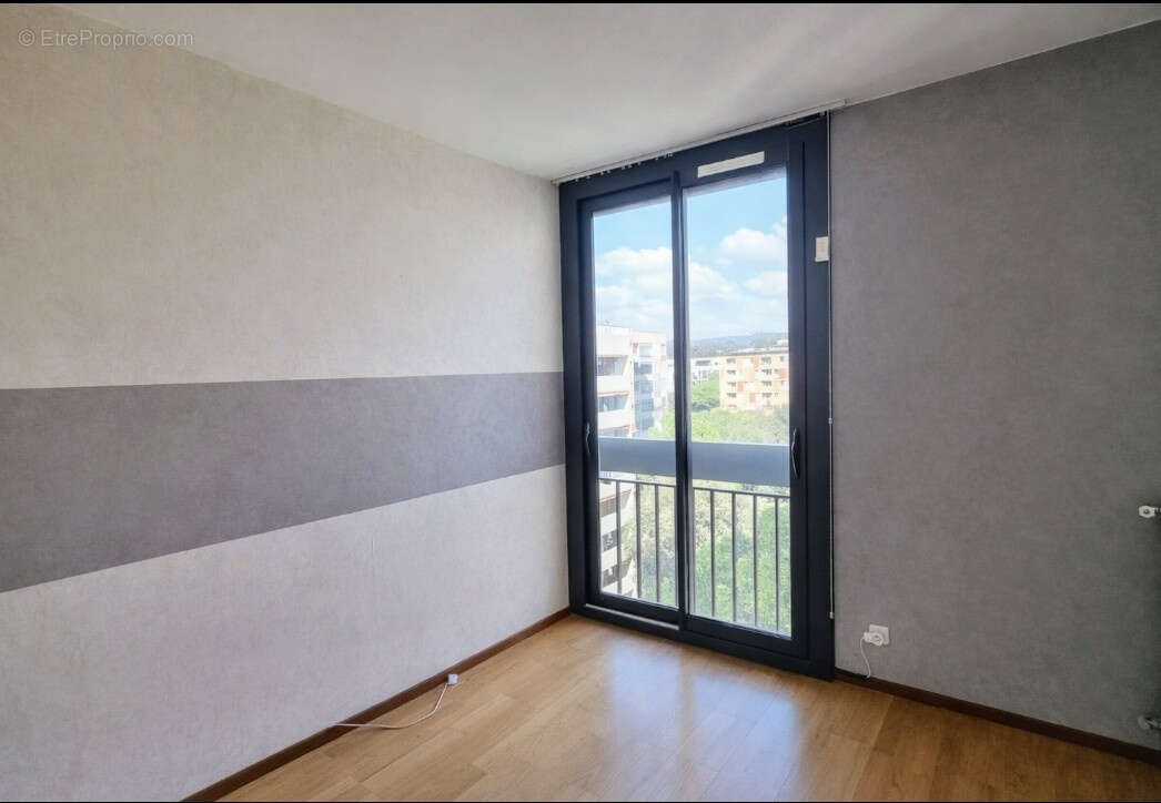 Appartement à MARSEILLE-12E