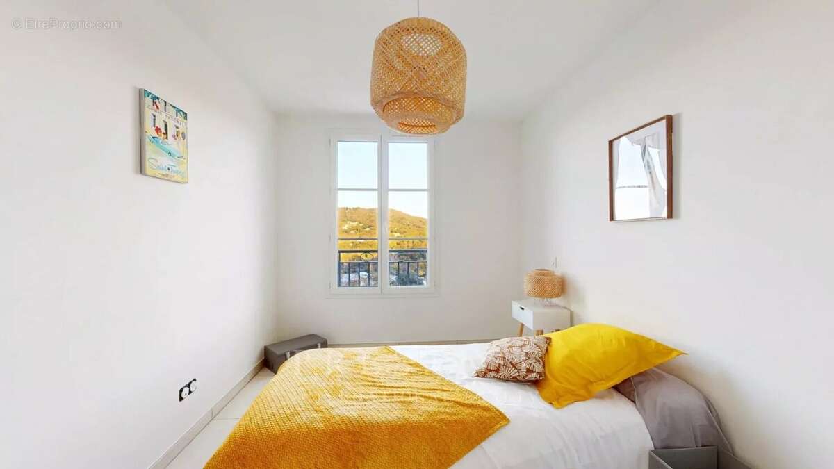 Maison à LA GARDE-FREINET