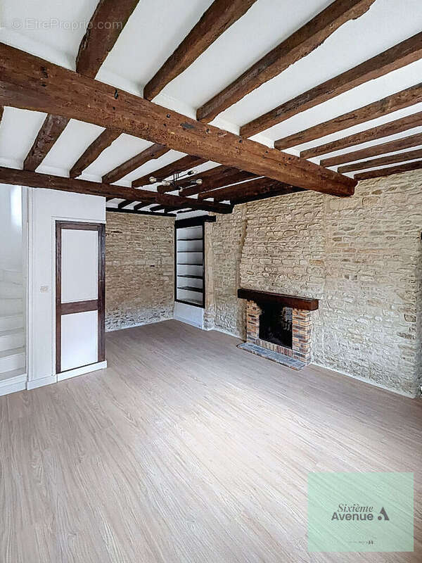 Maison à OUISTREHAM