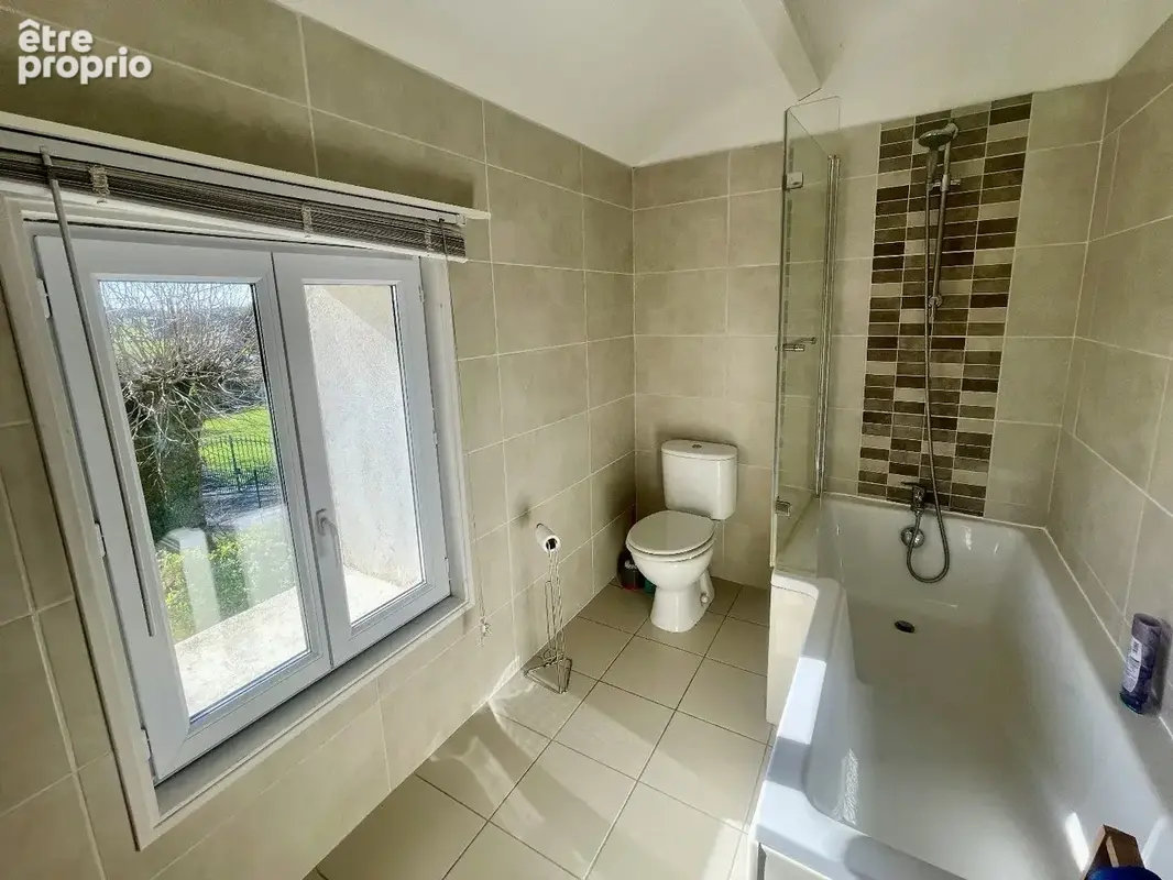 Grande maison de 3 chambres et gîte attenant, pas de travaux, commerces à Aulnay à 4 km - photo 13