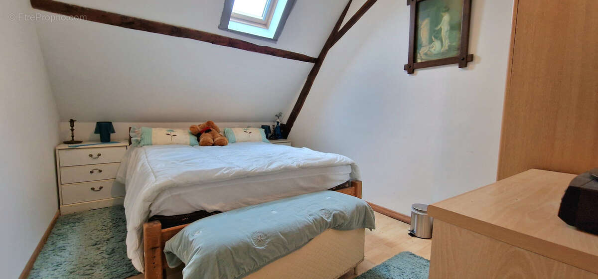 Maison à LA CHAPELLE-GLAIN