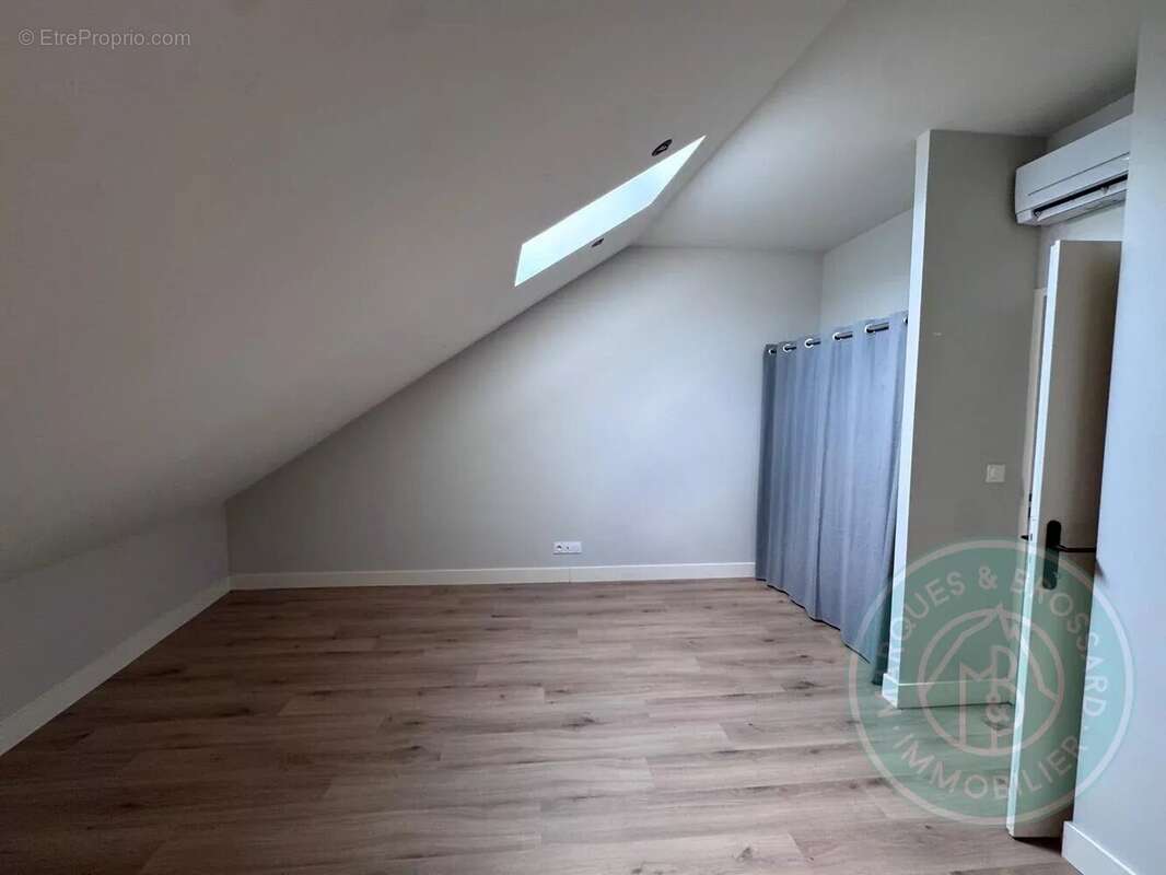 Duplex T4 avec terrasse et balcon – Hyper centre de Tarbes - photo 16