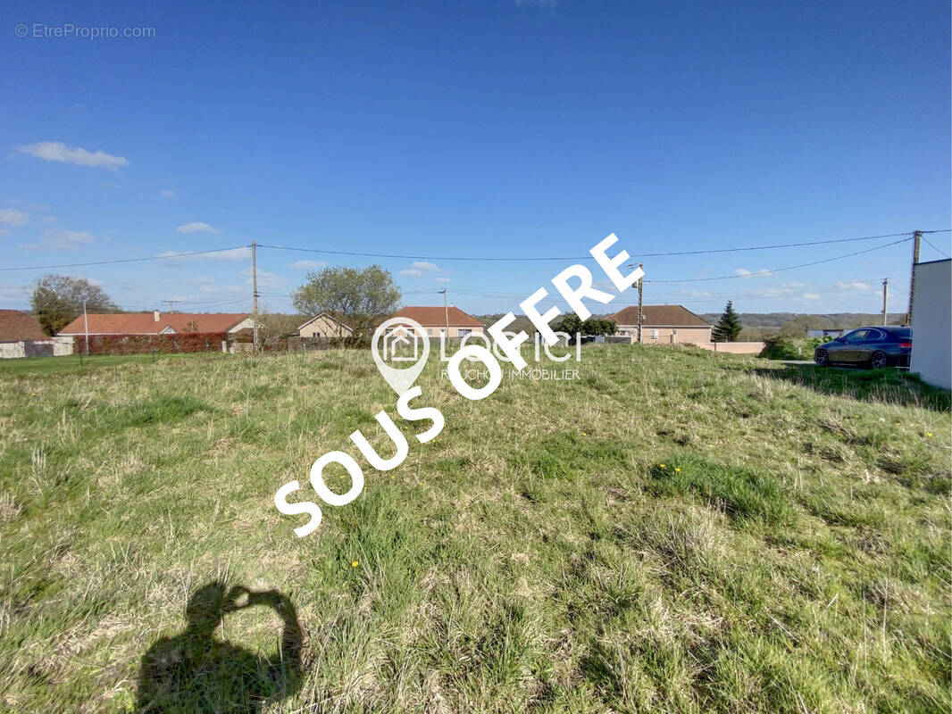 Terrain à THEZE