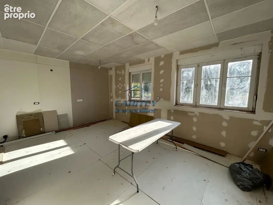 Maison de 147 m2 avec grand atelier et terrain de 10 ares 85 caCARITEY Immobilier vous présente cette belle o - photo 22