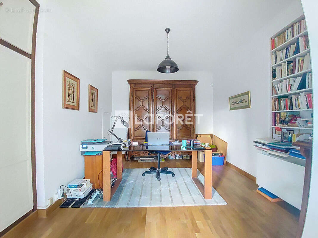 Maison à VAUX-SUR-SEINE