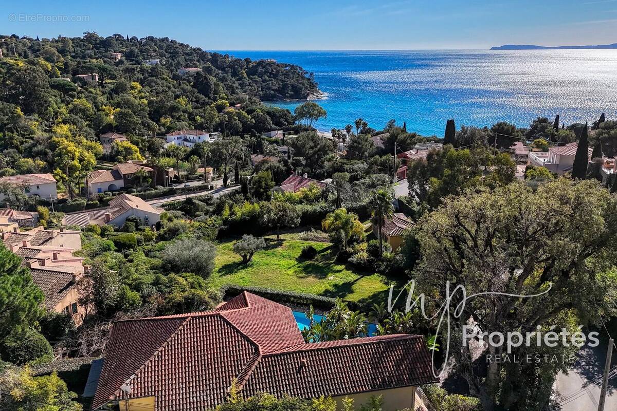 Maison à RAYOL-CANADEL-SUR-MER