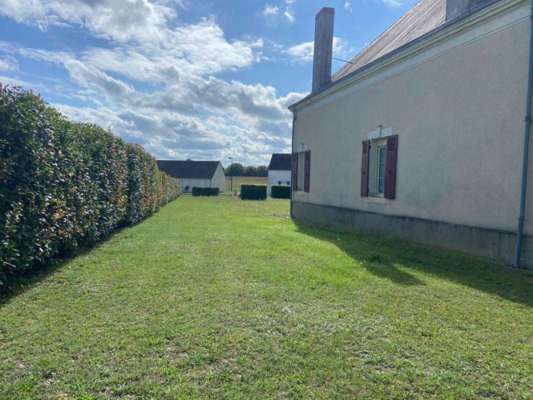 Maison à LA CHAPELLE-D&#039;ALIGNE