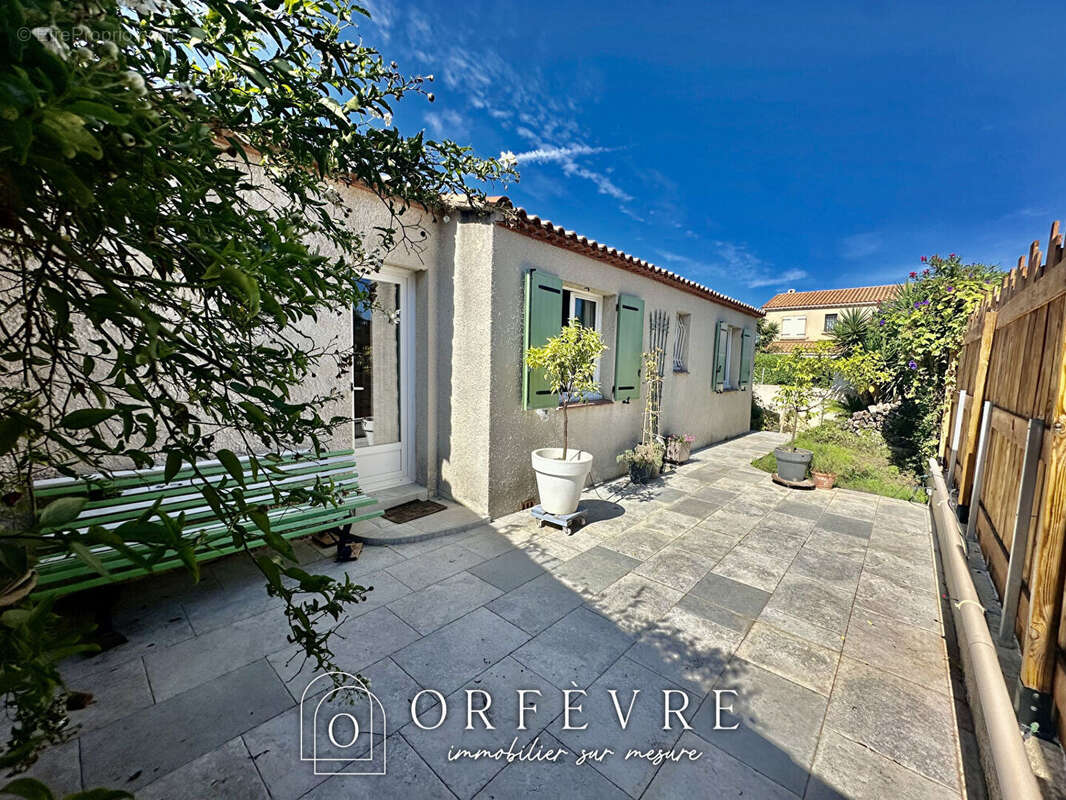 Maison à VILLENEUVE-LES-MAGUELONE