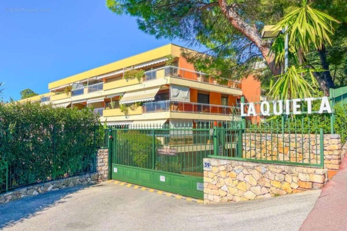   - Appartement à NICE