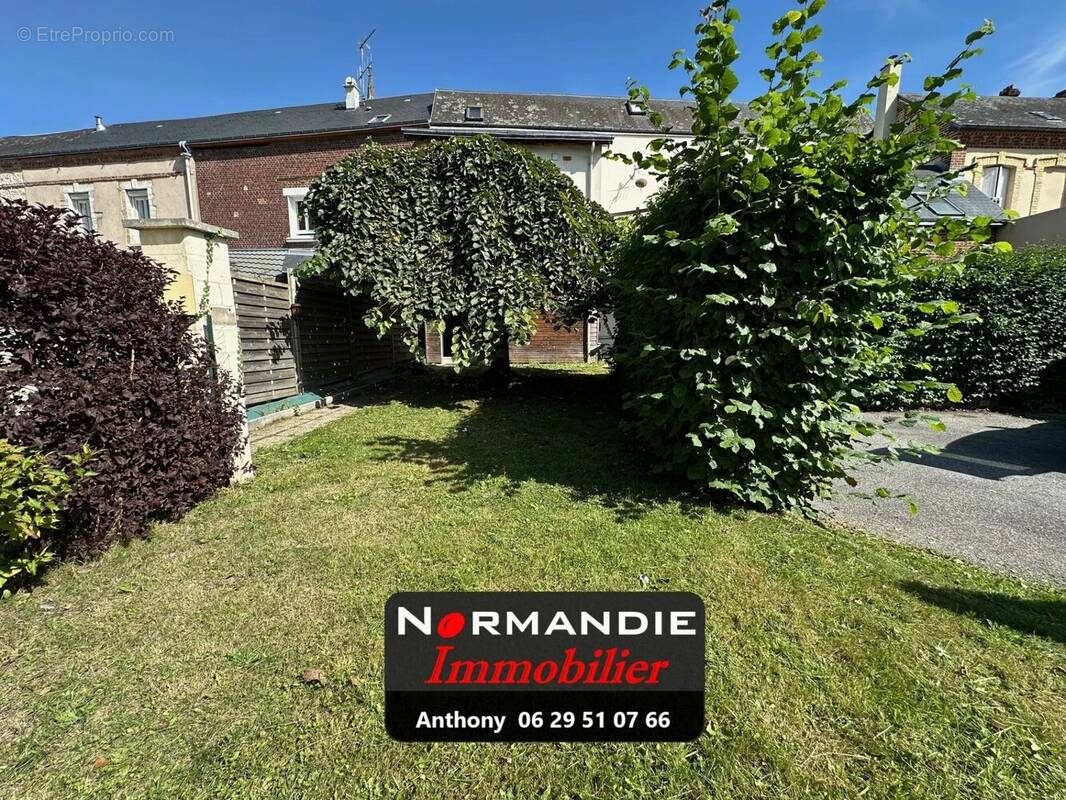 Appartement à LILLEBONNE