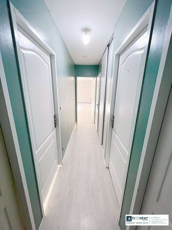 Maison à BONNAC-LA-COTE