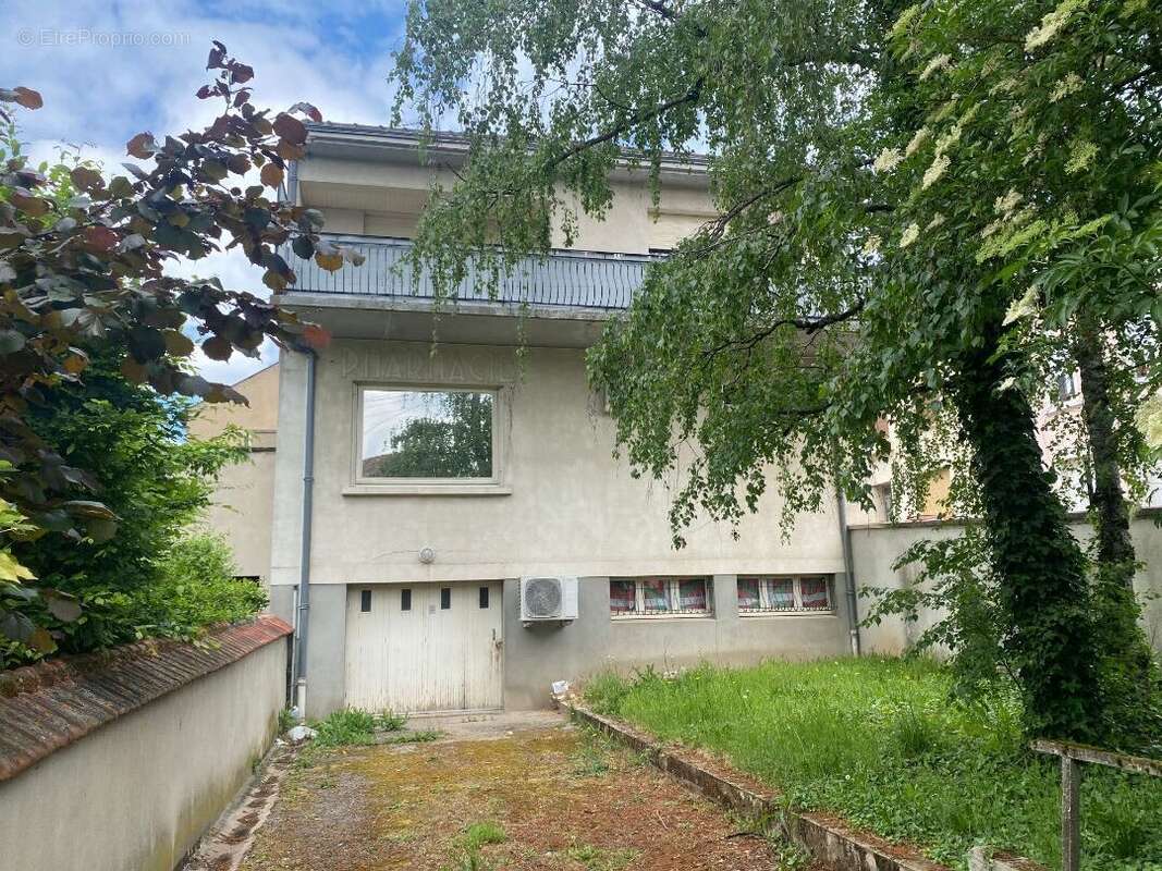 Appartement à NERIS-LES-BAINS