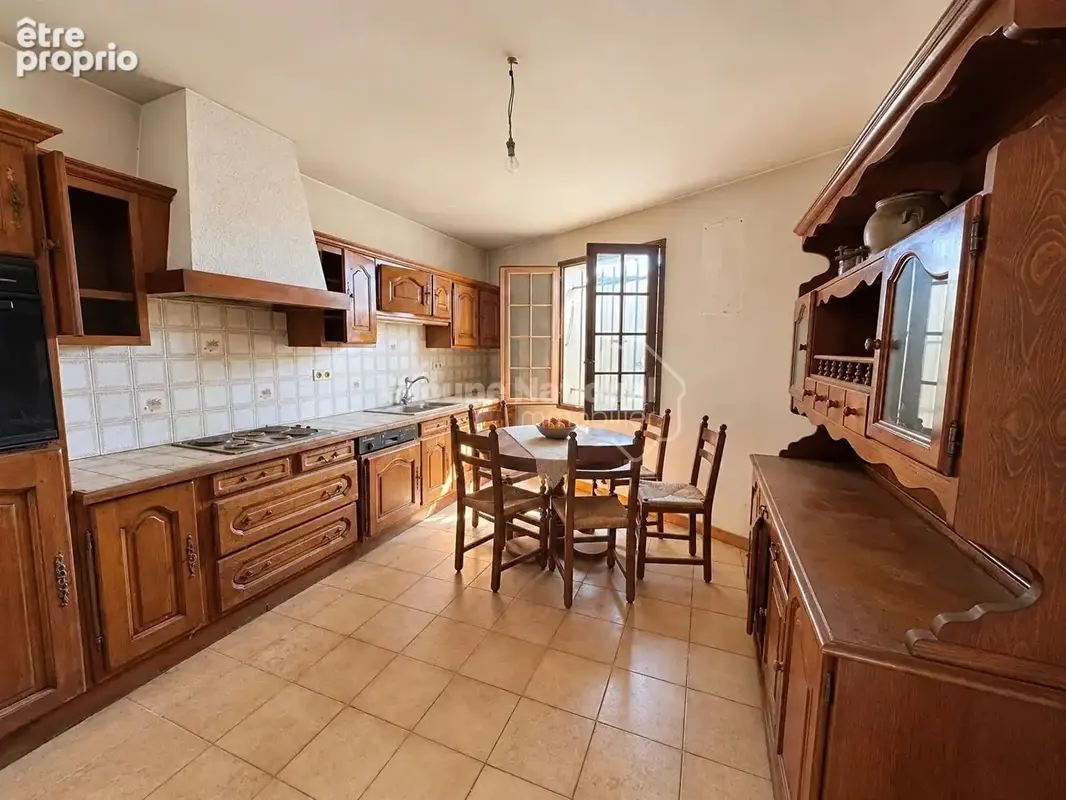 À VENDRE Châteaurenard  maison jardin, 3 chambres, à rénover - photo 4