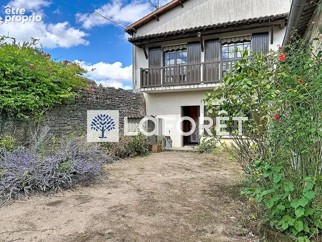 Maison à AIRVAULT