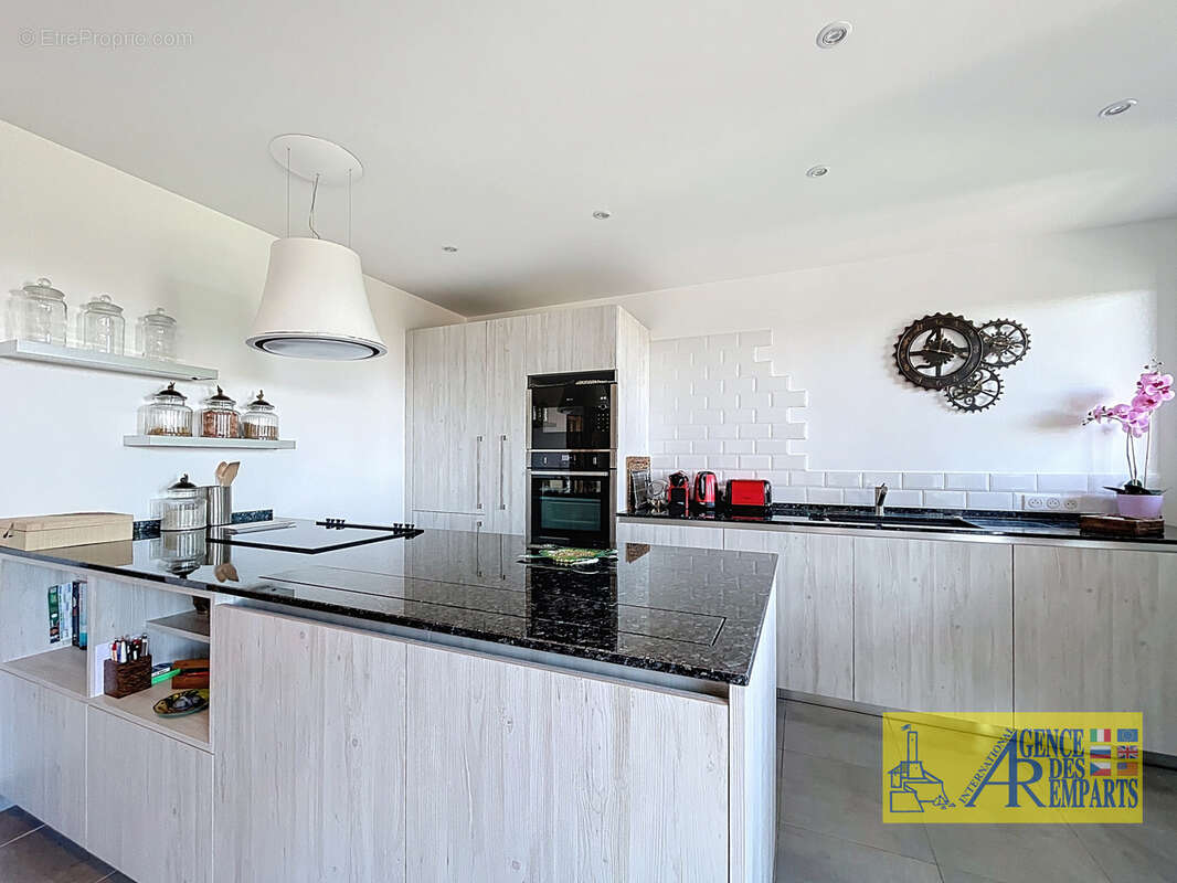 Magnifique Appartement avec Terrasse Filante et Prestations Haut de Gamme - photo 11