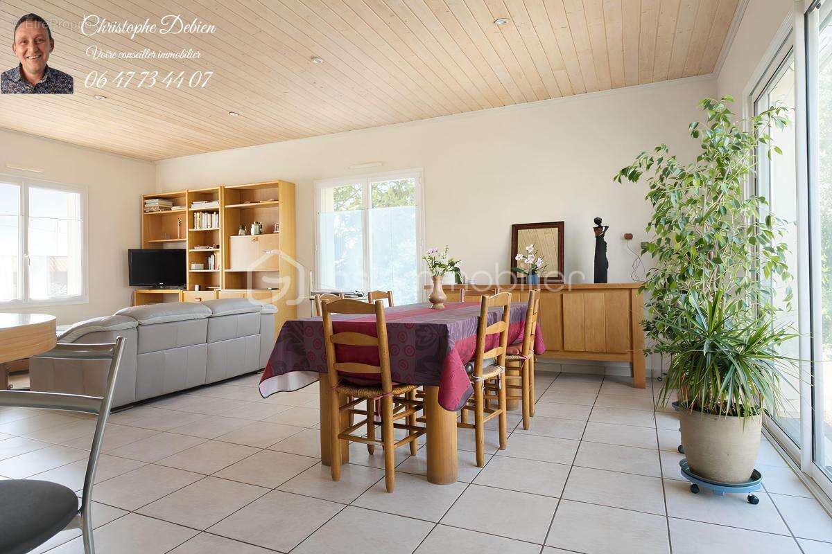 Maison à CHAVAGNES-EN-PAILLERS