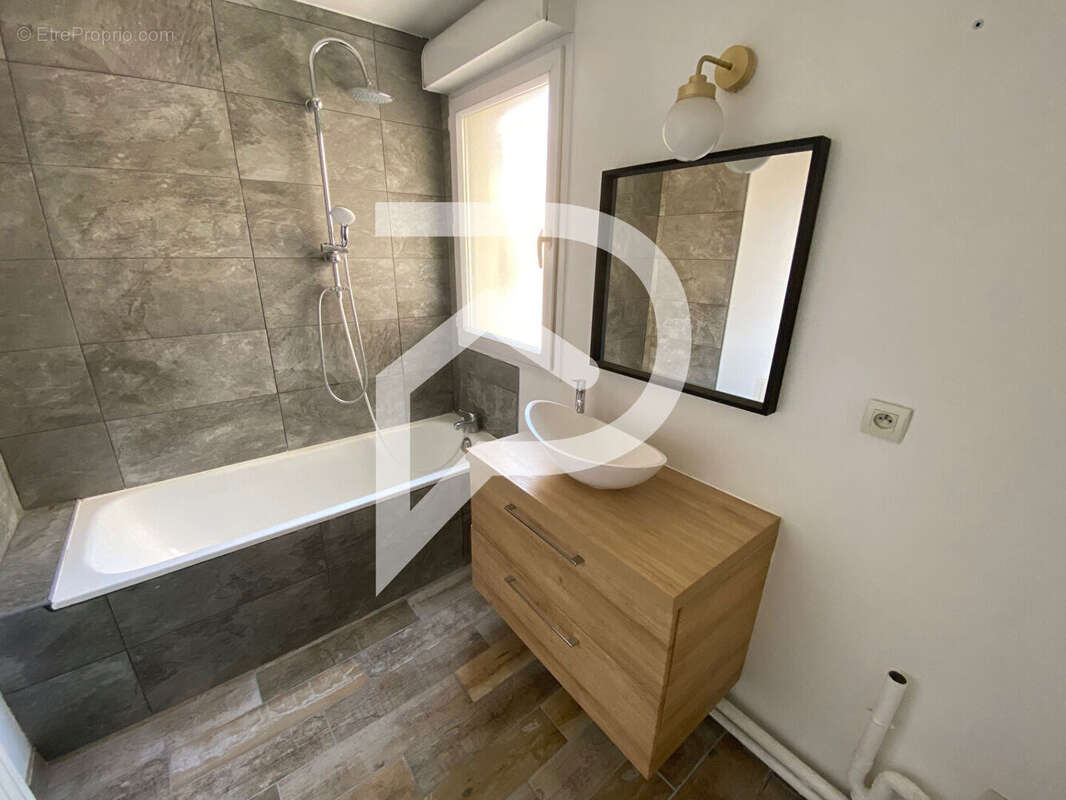 Appartement à COLOMBES