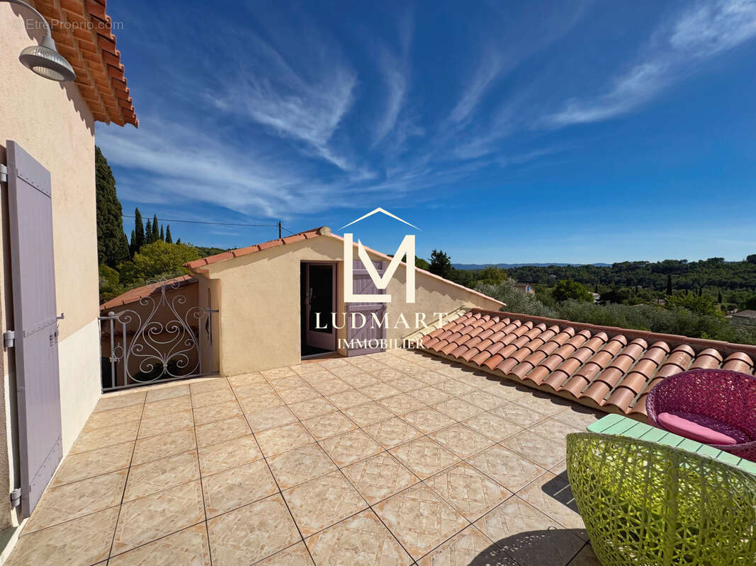 Maison à LORGUES