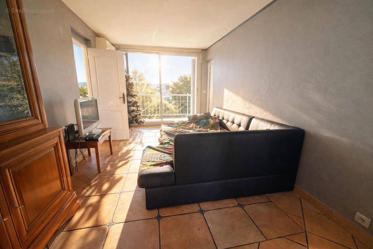 Appartement à MARSEILLE-10E