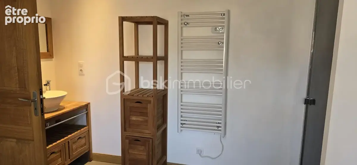 BELLE MAISON de plain-pied avec piscine sur terrain de 2962 m2 - photo 10