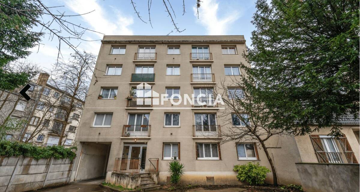 Appartement à BONDY